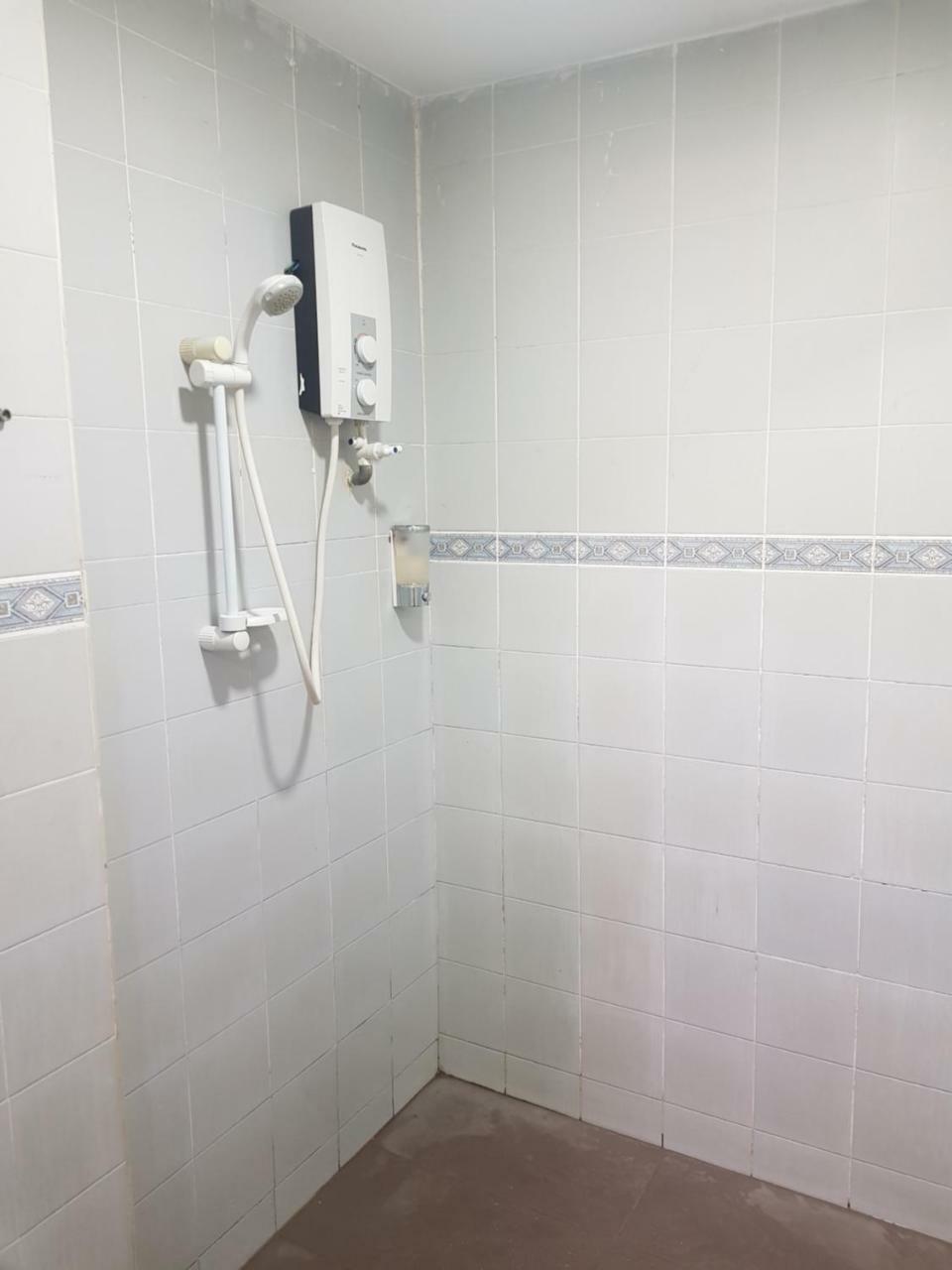 קאג'אנג New City Hotel מראה חיצוני תמונה